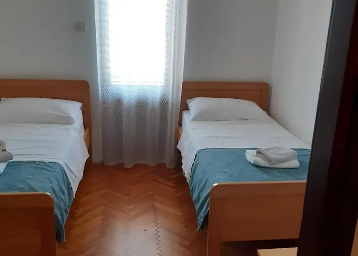 Apartments Mare
