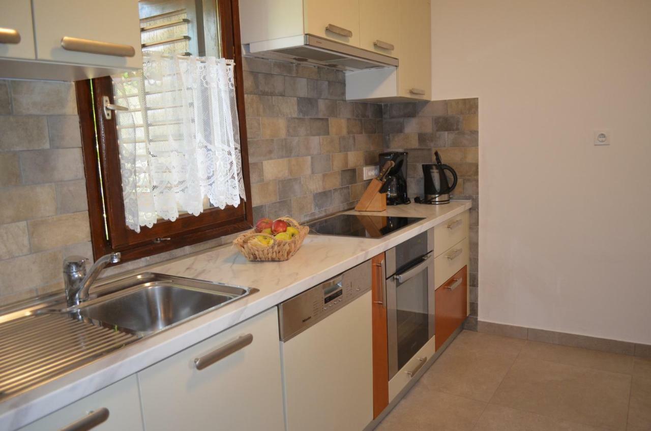 Mare Apartment *