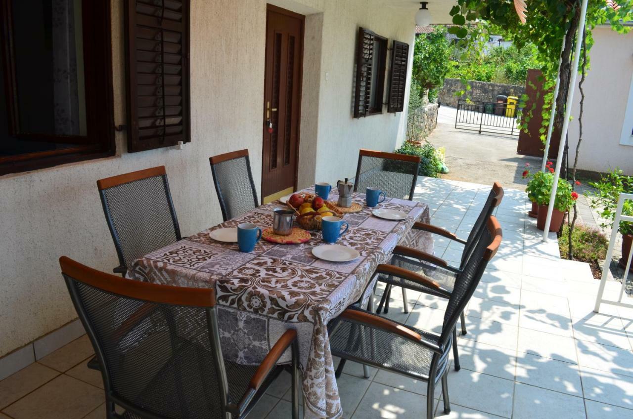 Apartment Mare Malinska