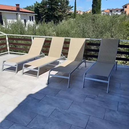 Apartments Mare Malinska Exterior photo
